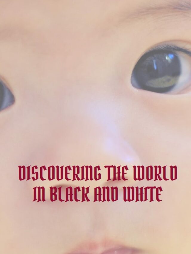 when do babies see color